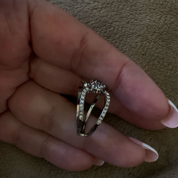 925 sterling silver white sapphire Fashion Ring - Picture 5 of 6